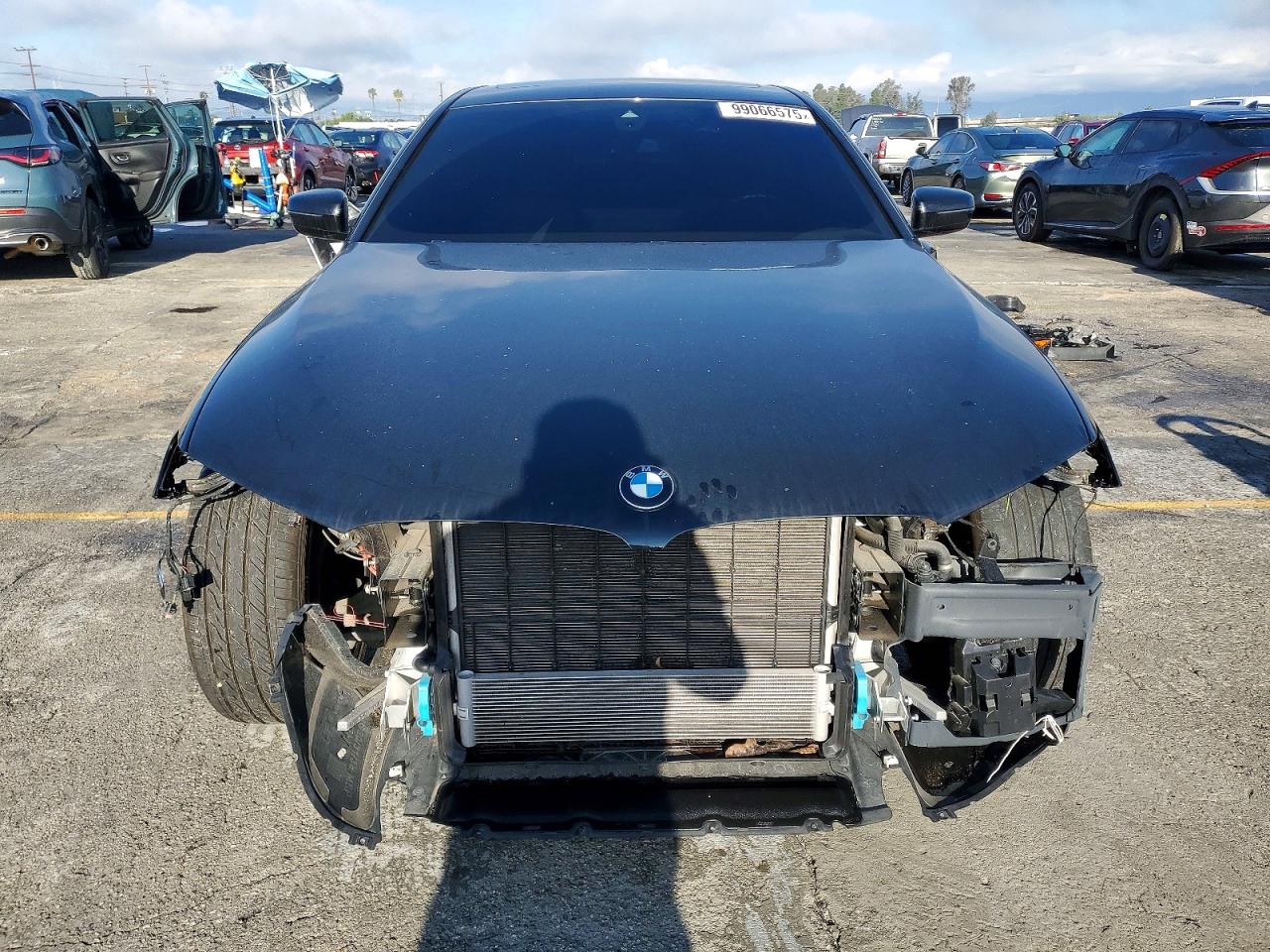 2021 BMW 530E photo 5