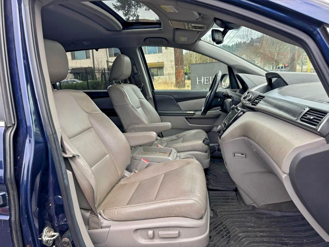 2014 HONDA ODYSSEY EXL photo 5