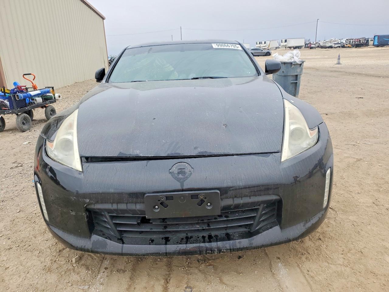 2017 NISSAN 370Z BASE photo 9