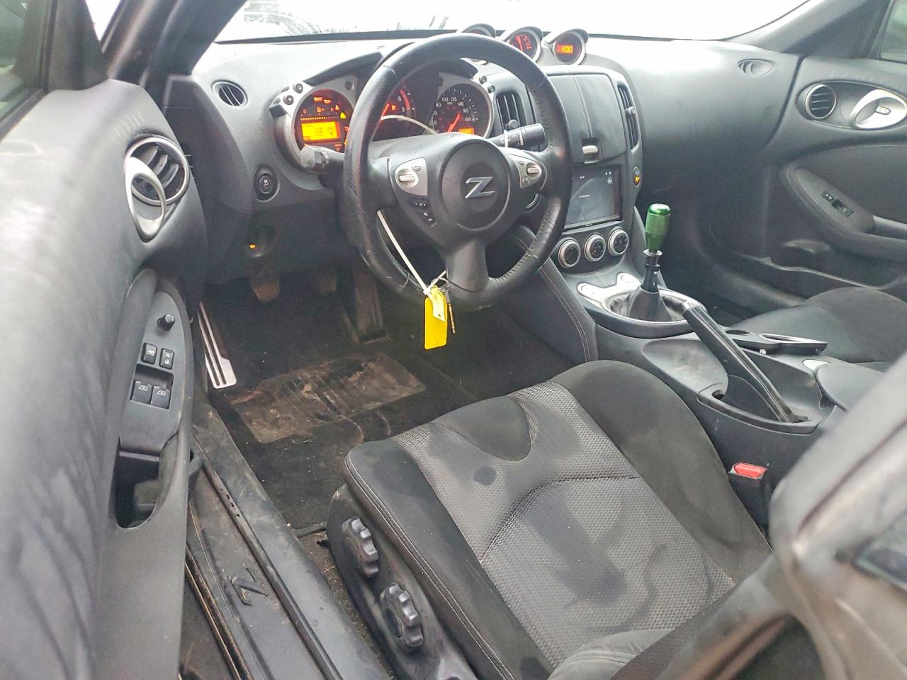 2017 NISSAN 370Z BASE photo 15