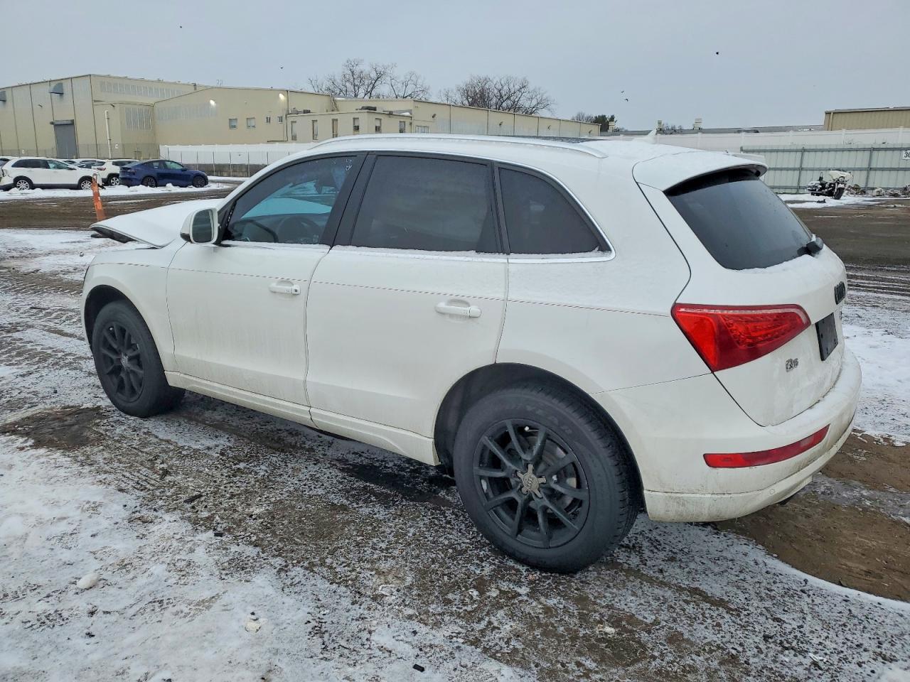 2012 AUDI Q5 PREMIUM PLUS photo 2