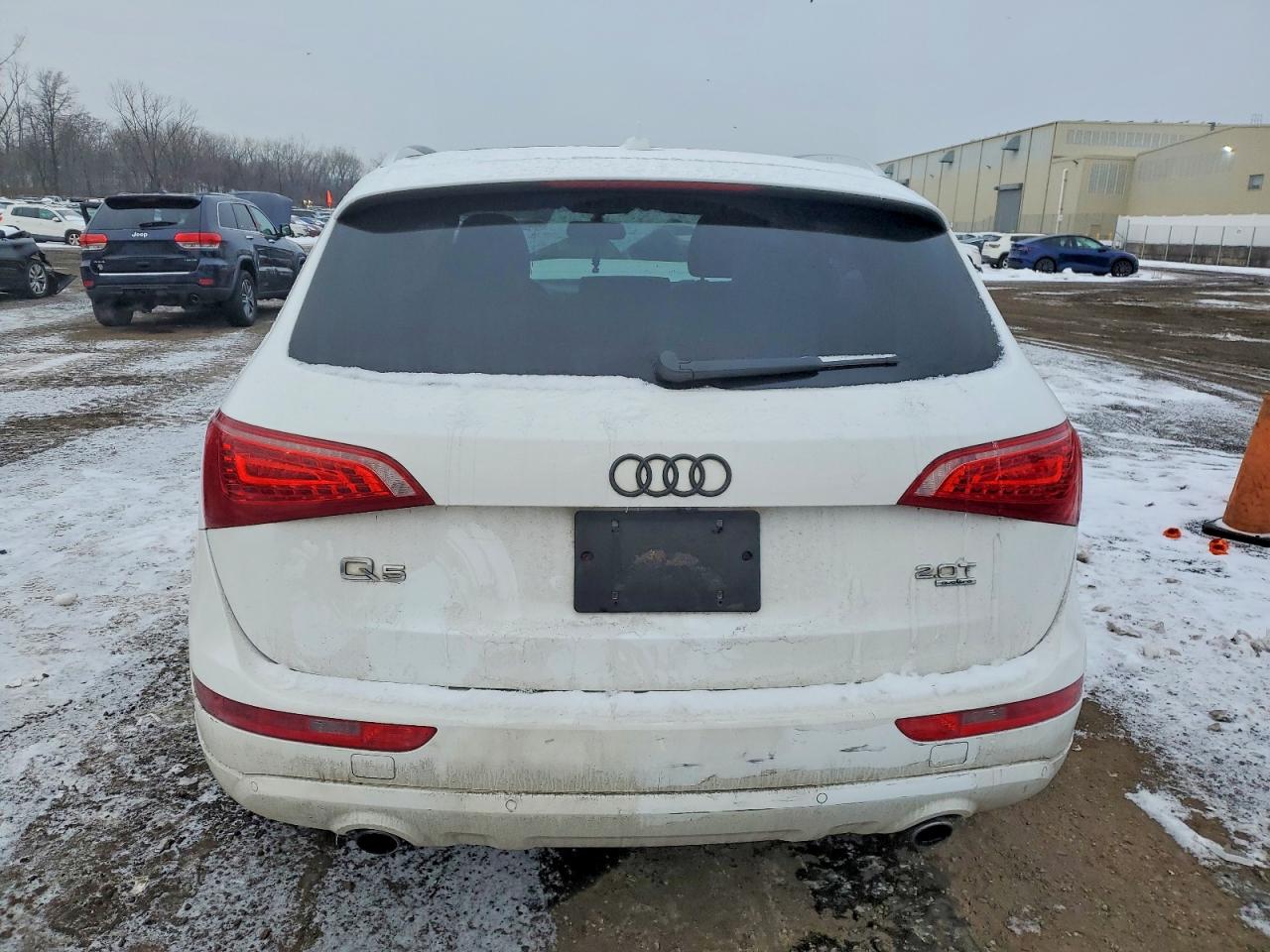 2012 AUDI Q5 PREMIUM PLUS photo 6