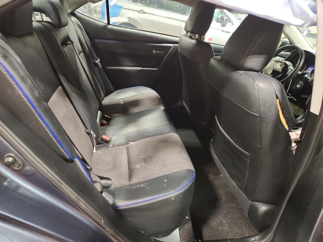 2017 TOYOTA COROLLA L photo 10