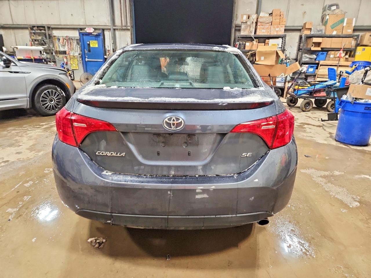 2017 TOYOTA COROLLA L photo 6