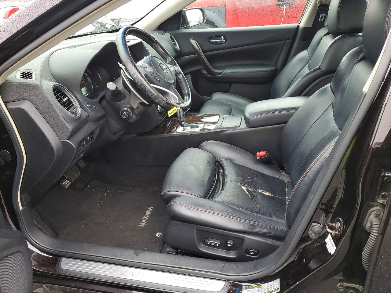 2010 NISSAN MAXIMA S photo 7