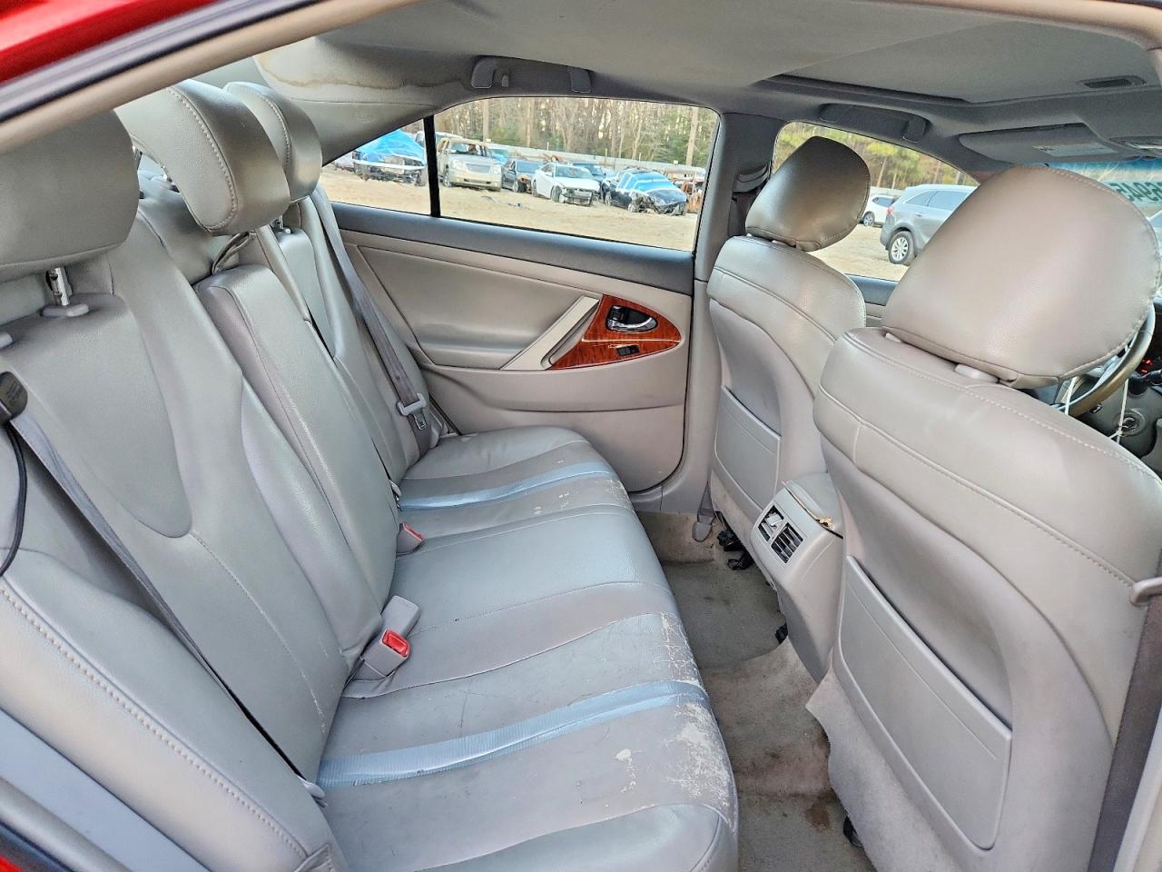 2009 TOYOTA CAMRY BASE photo 10