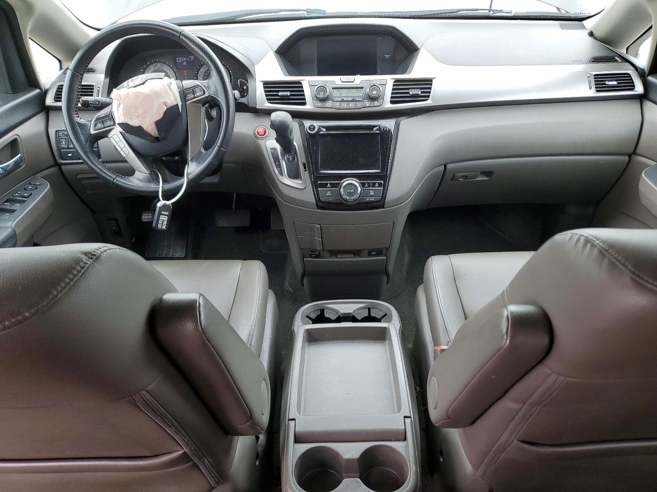 2016 HONDA ODYSSEY EXL photo 8