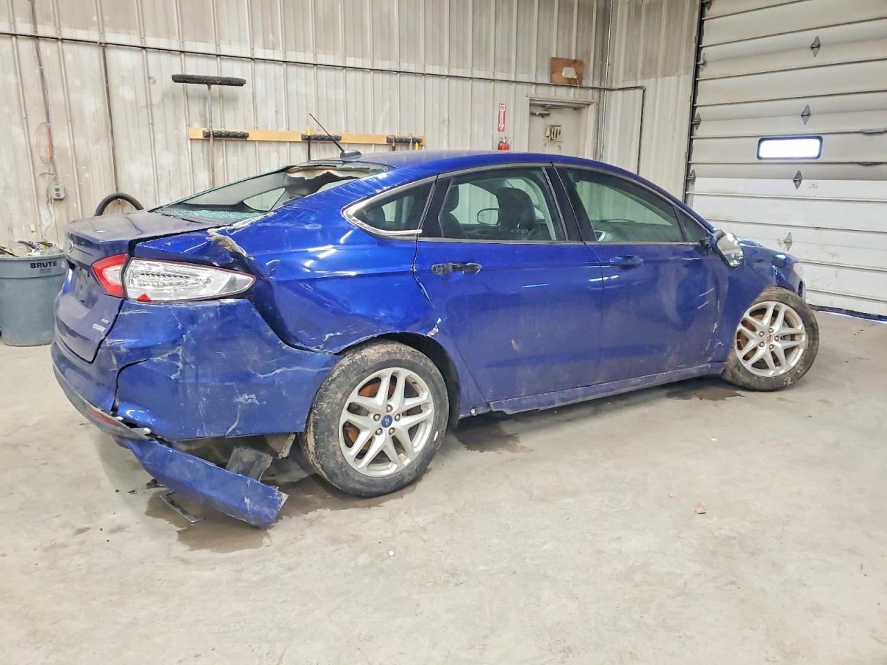 2013 FORD FUSION SE photo 3