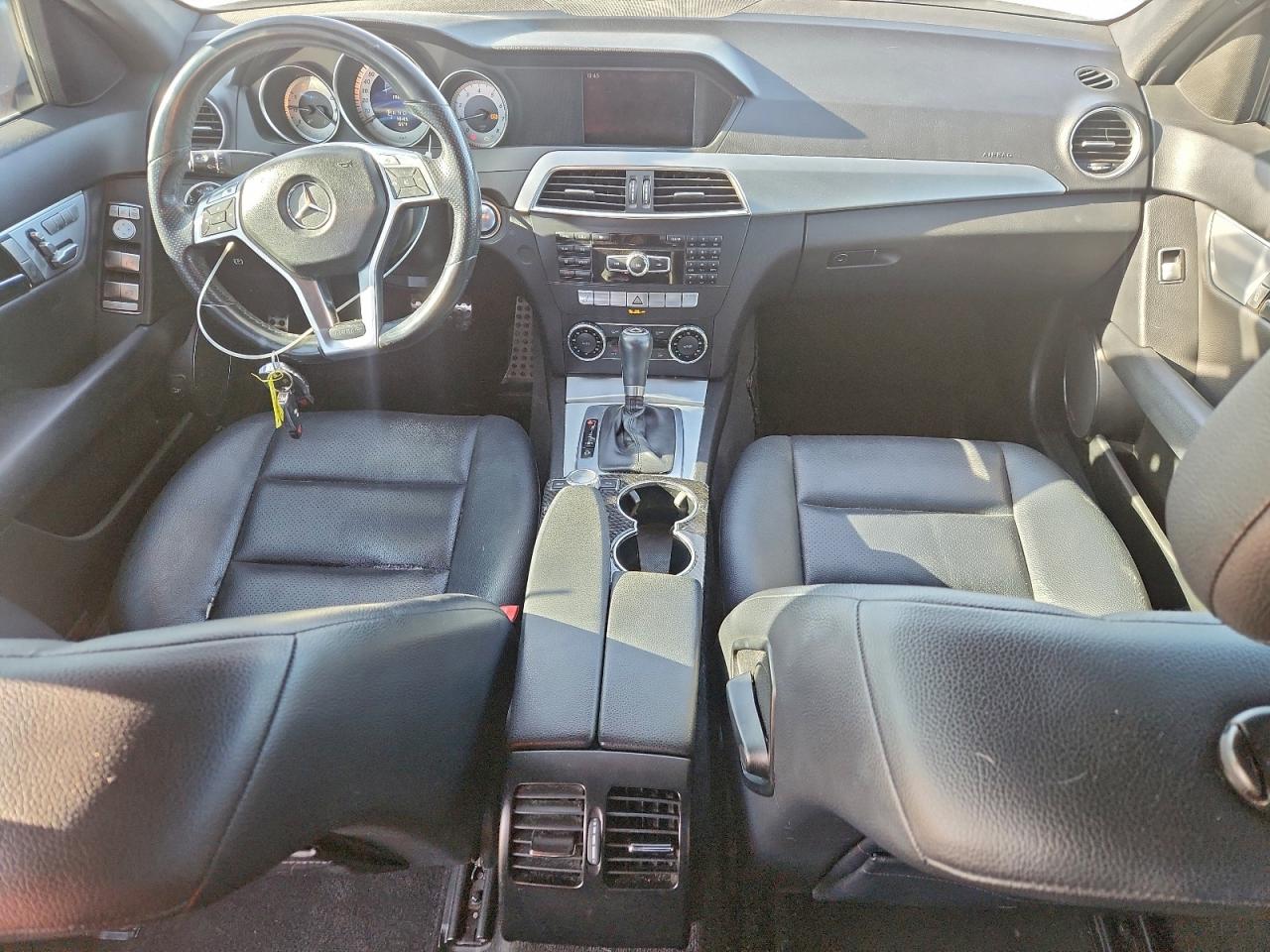 2013 MERCEDES-BENZ C 250 photo 8