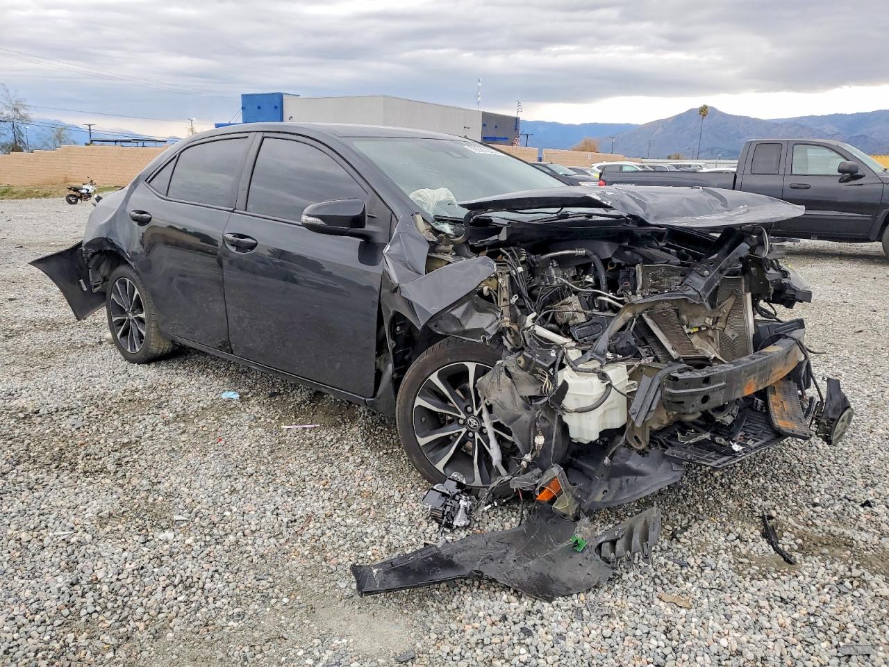 2019 TOYOTA COROLLA L photo 4