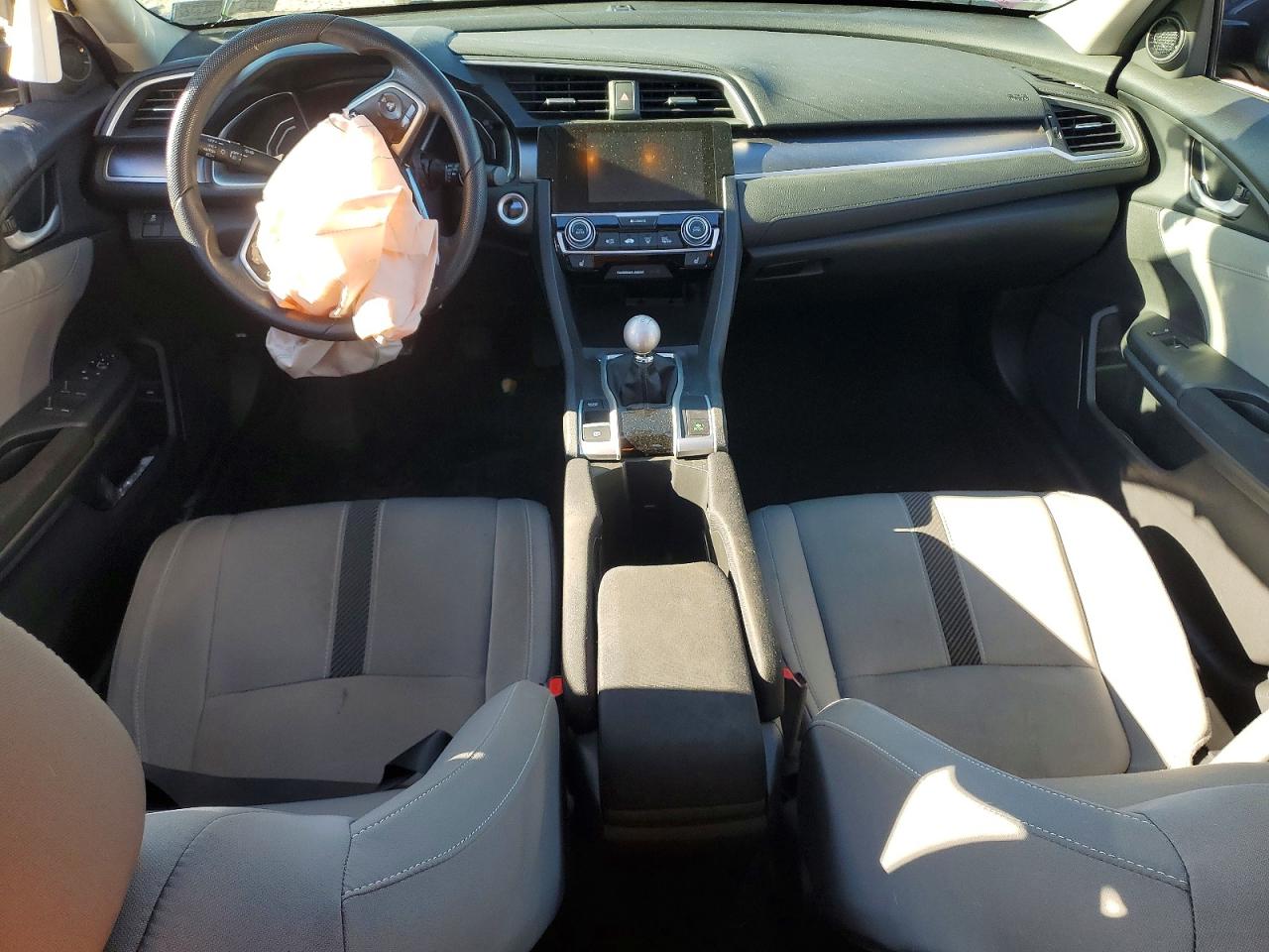 2017 HONDA CIVIC EX photo 8