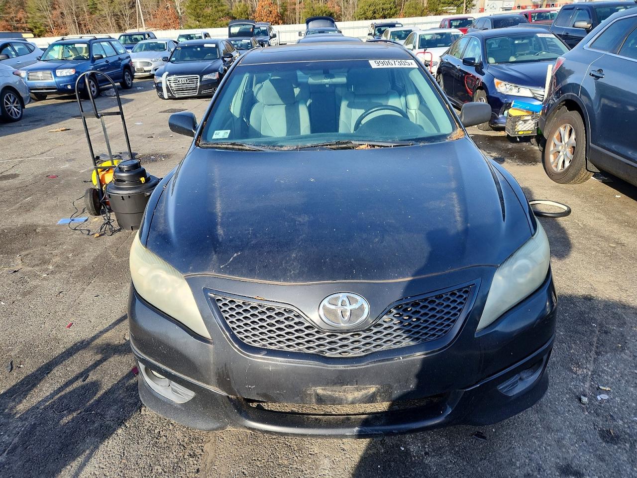 2010 TOYOTA CAMRY BASE photo 5
