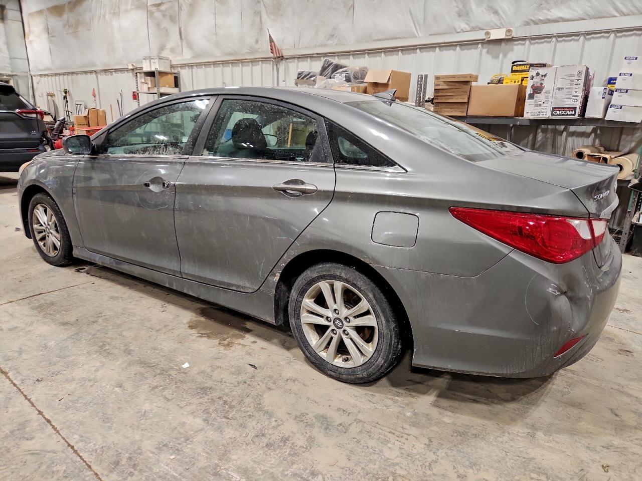 2014 HYUNDAI SONATA GLS photo 2