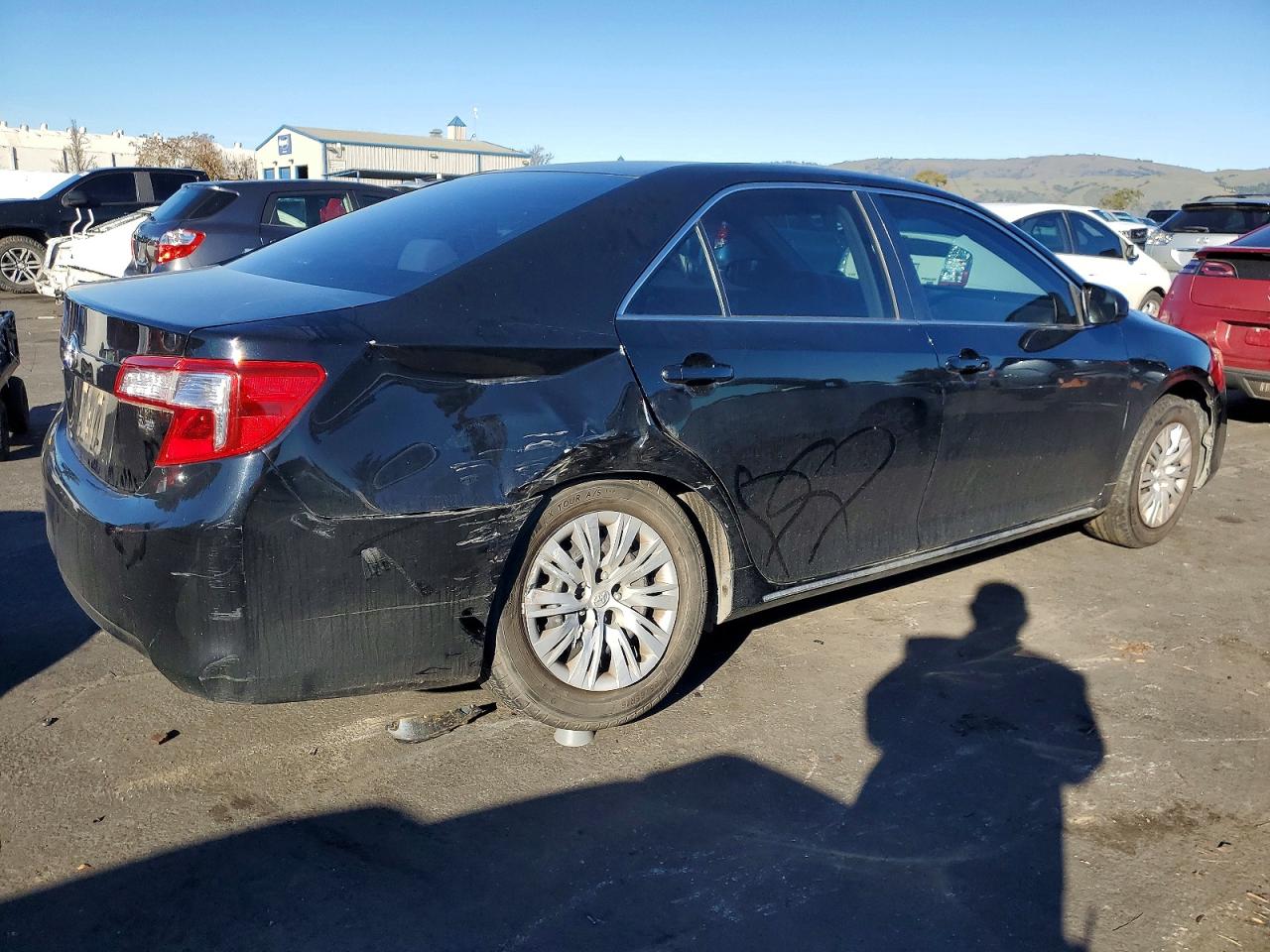 2012 TOYOTA CAMRY BASE photo 3