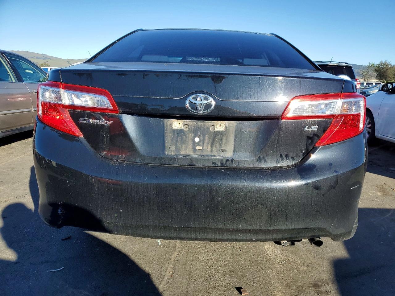 2012 TOYOTA CAMRY BASE photo 6