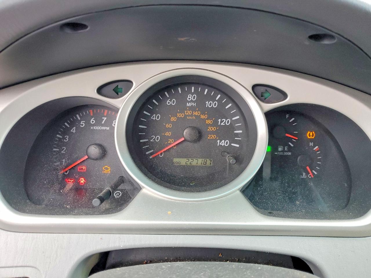 2007 TOYOTA HIGHLANDER SPORT photo 9
