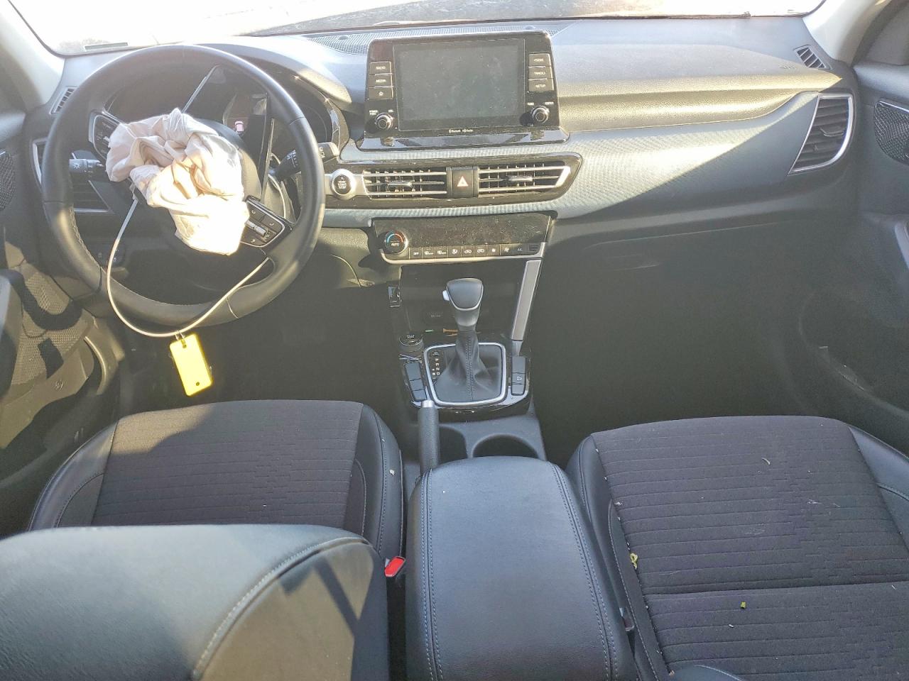 2023 KIA SELTOS S photo 22