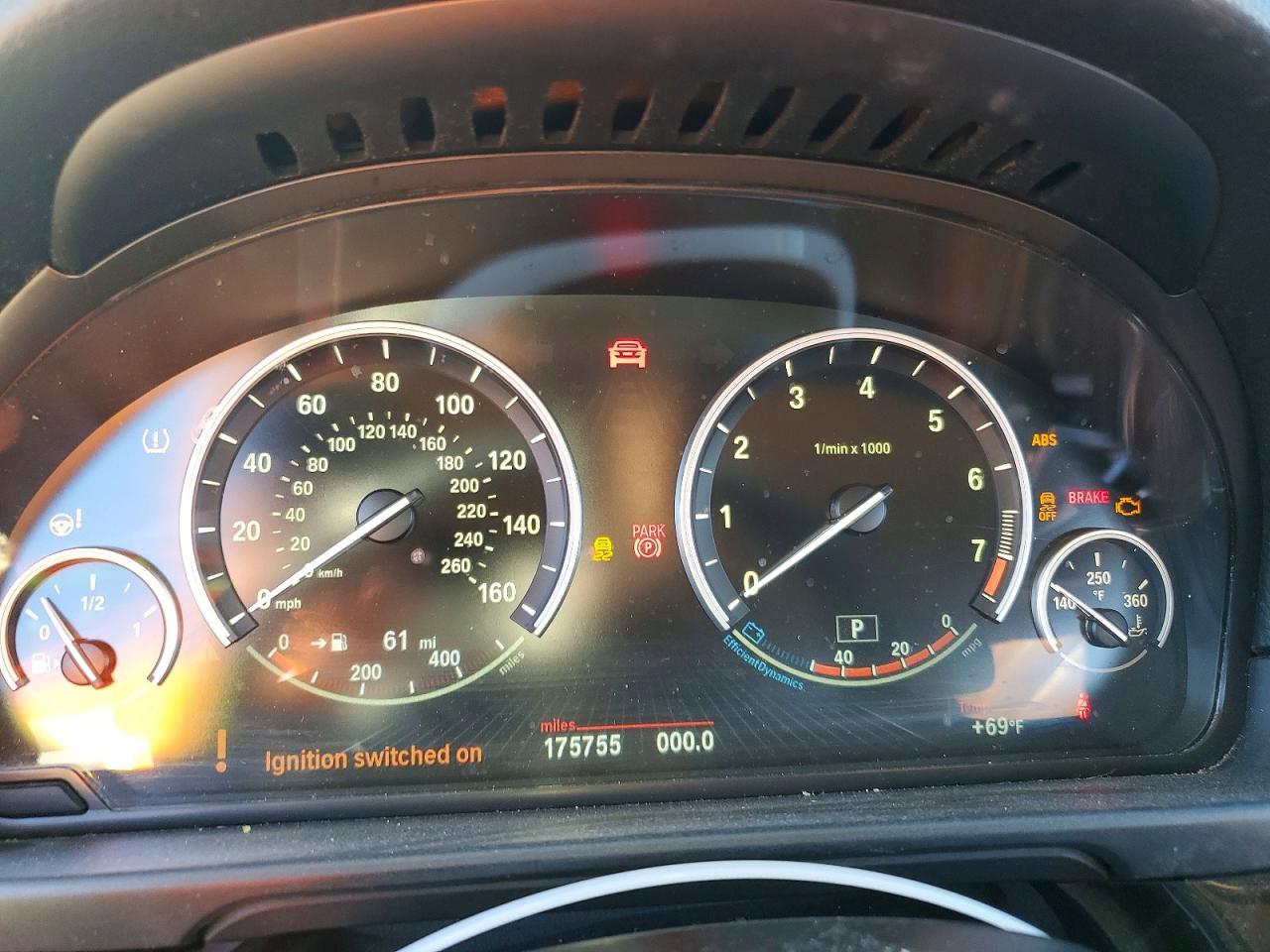 2014 BMW 5 SERIES photo 9