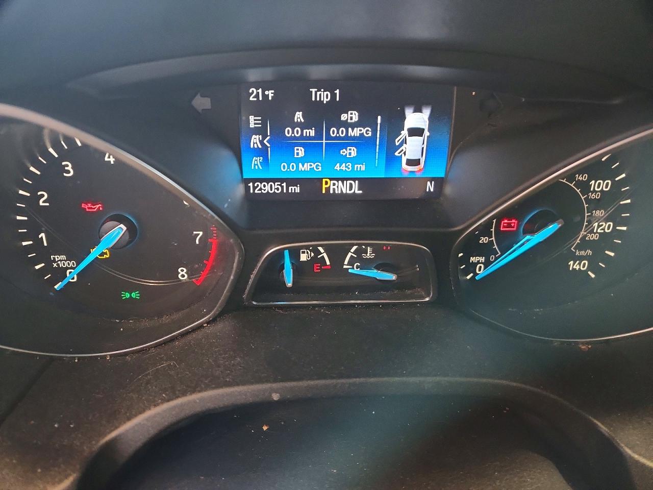 2015 FORD FOCUS SE photo 9