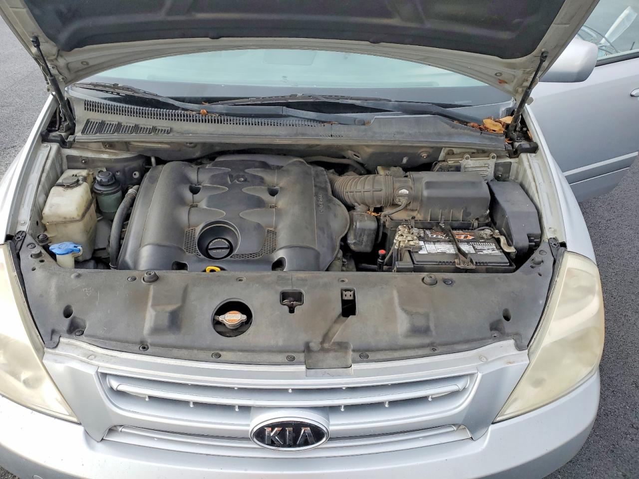 2008 KIA SEDONA EX photo 12