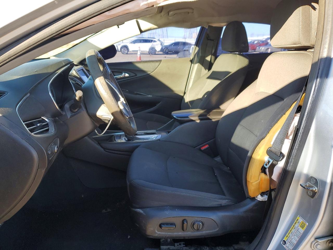2017 CHEVROLET MALIBU LT photo 13
