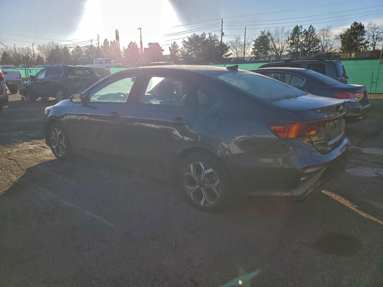 2021 KIA FORTE FE photo 2