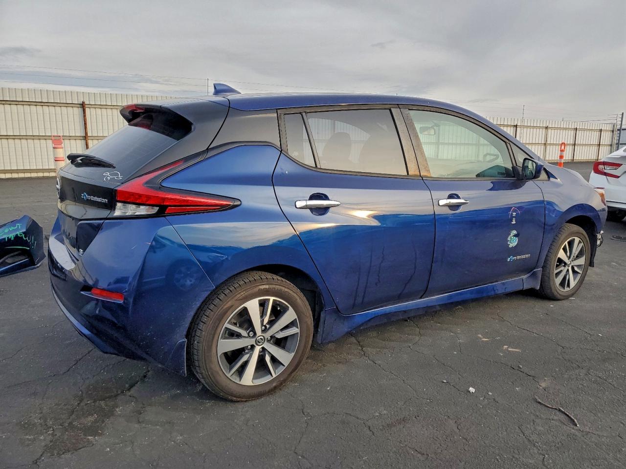 2019 NISSAN LEAF S PLUS photo 3