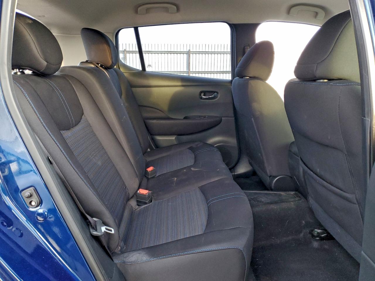 2019 NISSAN LEAF S PLUS photo 10
