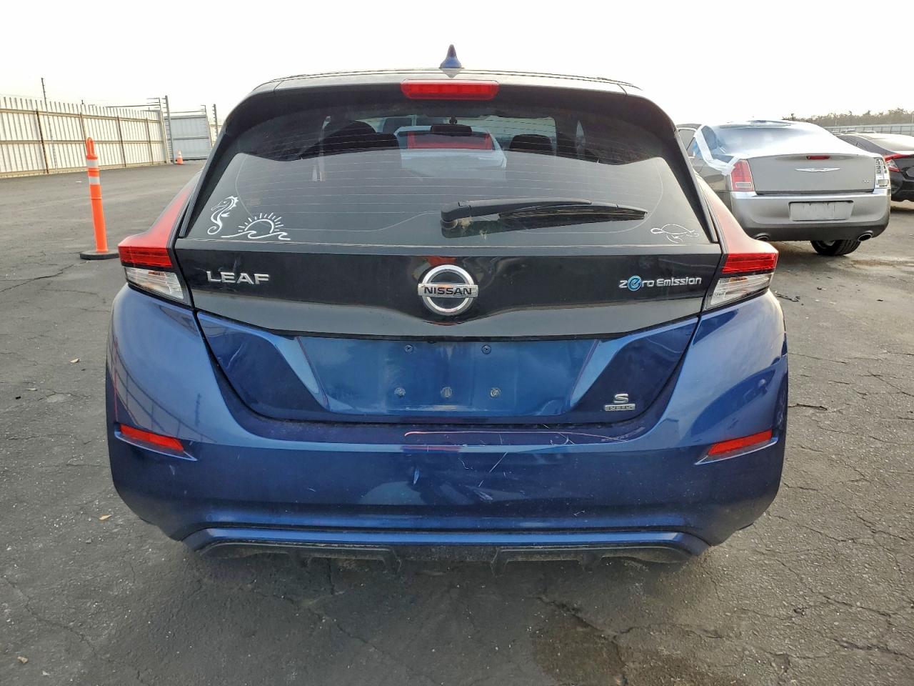 2019 NISSAN LEAF S PLUS photo 6