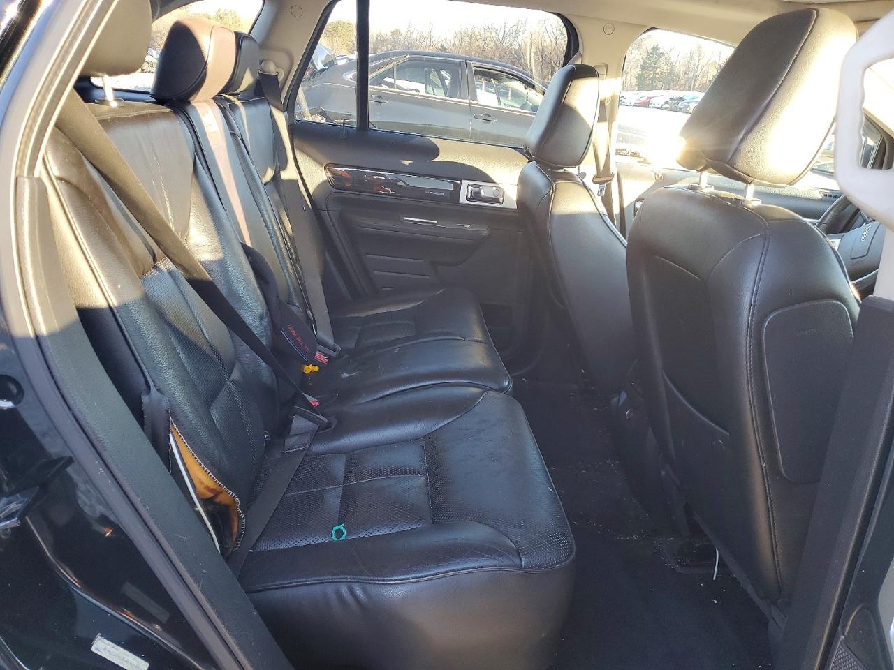 2010 LINCOLN MKX photo 10