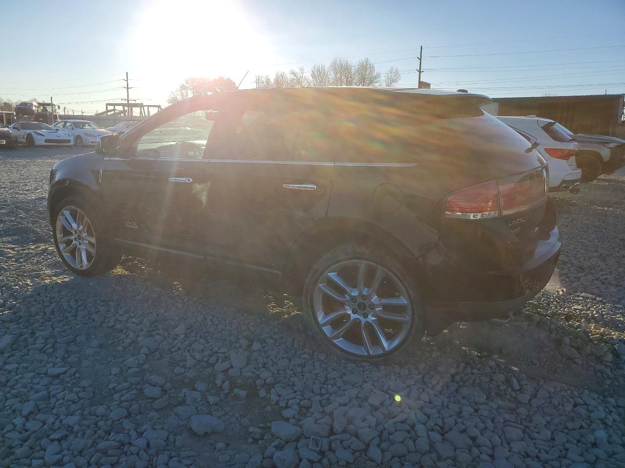 2010 LINCOLN MKX photo 2