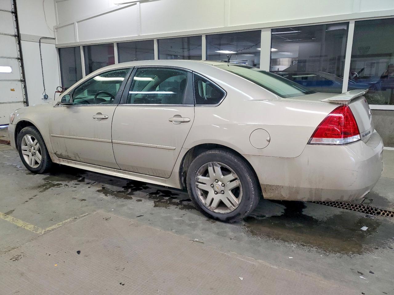 2012 CHEVROLET IMPALA LT photo 2