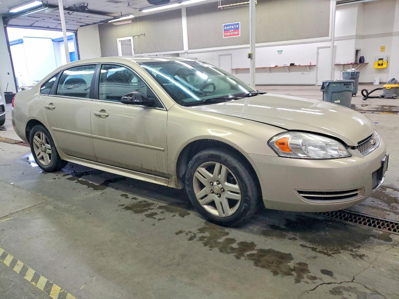 2012 CHEVROLET IMPALA LT photo 4