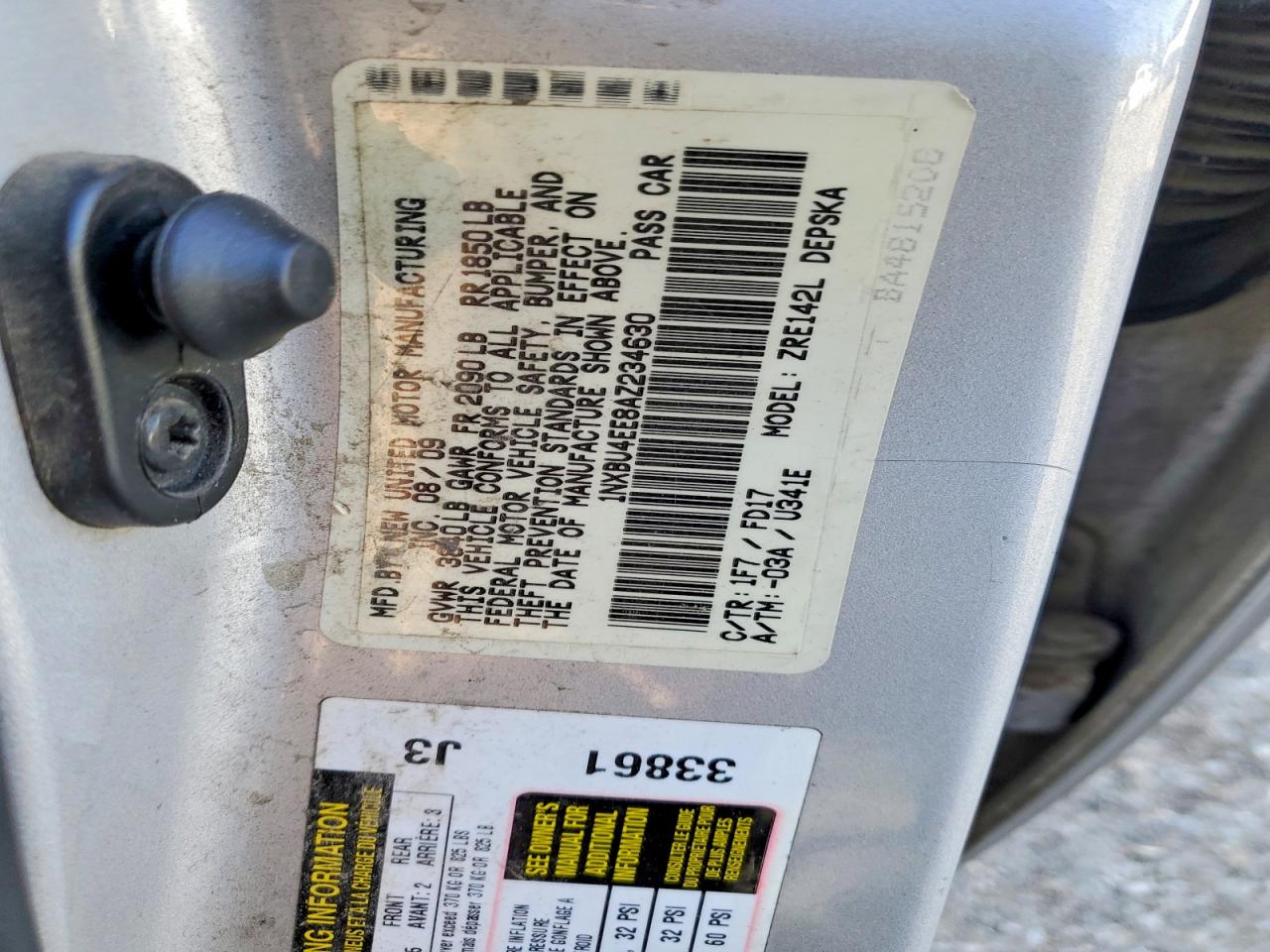 2010 TOYOTA COROLLA BASE photo 12