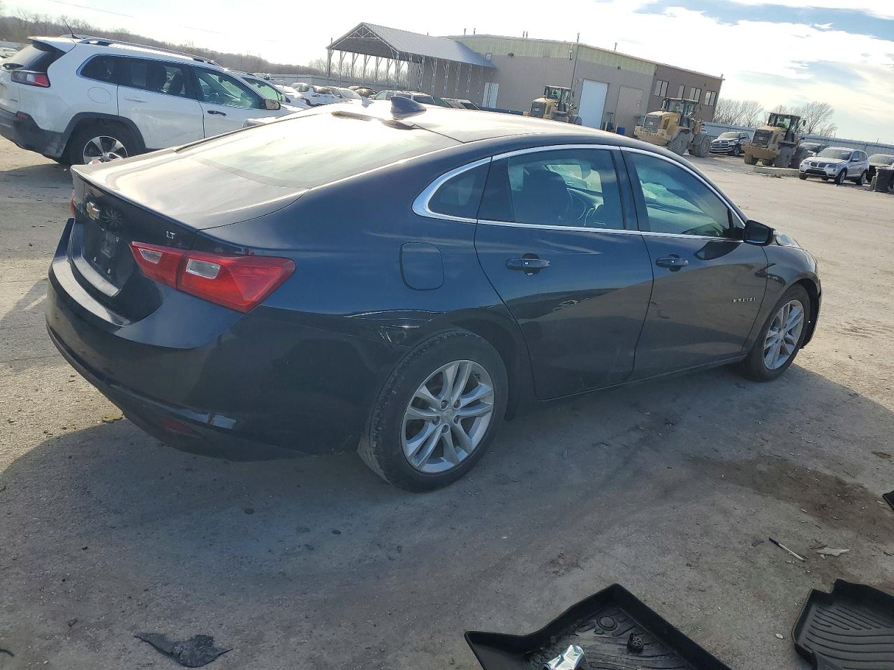 2018 CHEVROLET MALIBU LT photo 9
