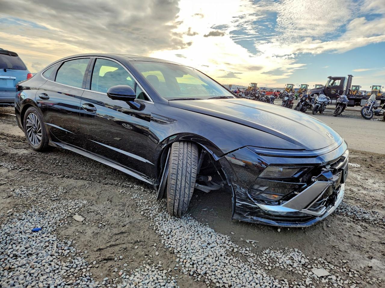 2024 HYUNDAI SONATA HYBRID photo 4