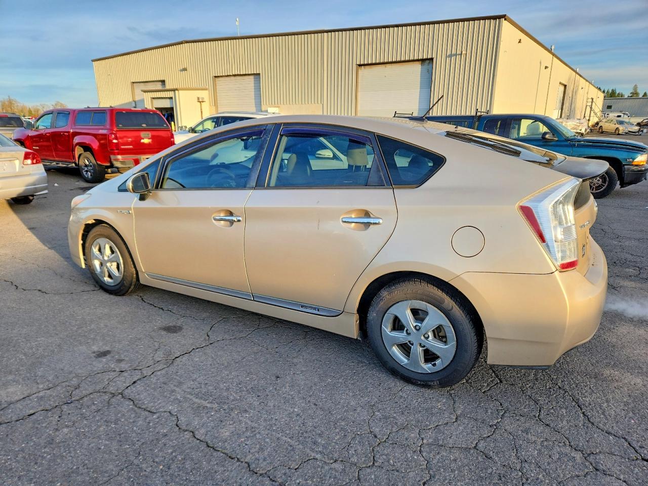2010 TOYOTA PRIUS photo 2
