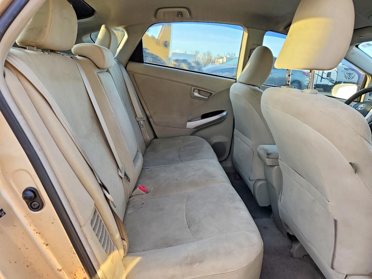 2010 TOYOTA PRIUS photo 10