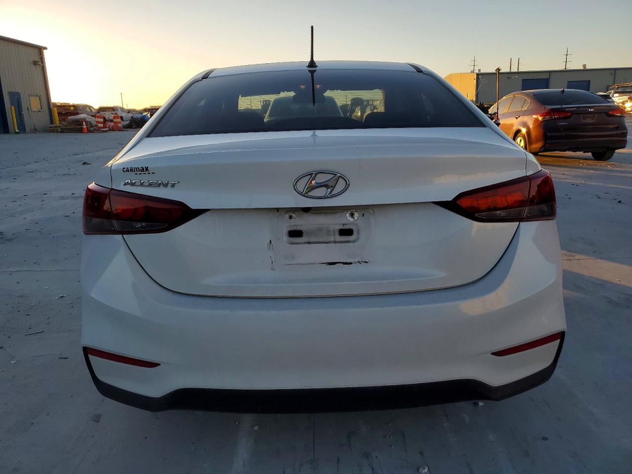 2019 HYUNDAI ACCENT SE photo 11
