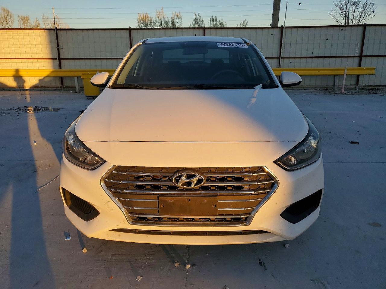 2019 HYUNDAI ACCENT SE photo 9
