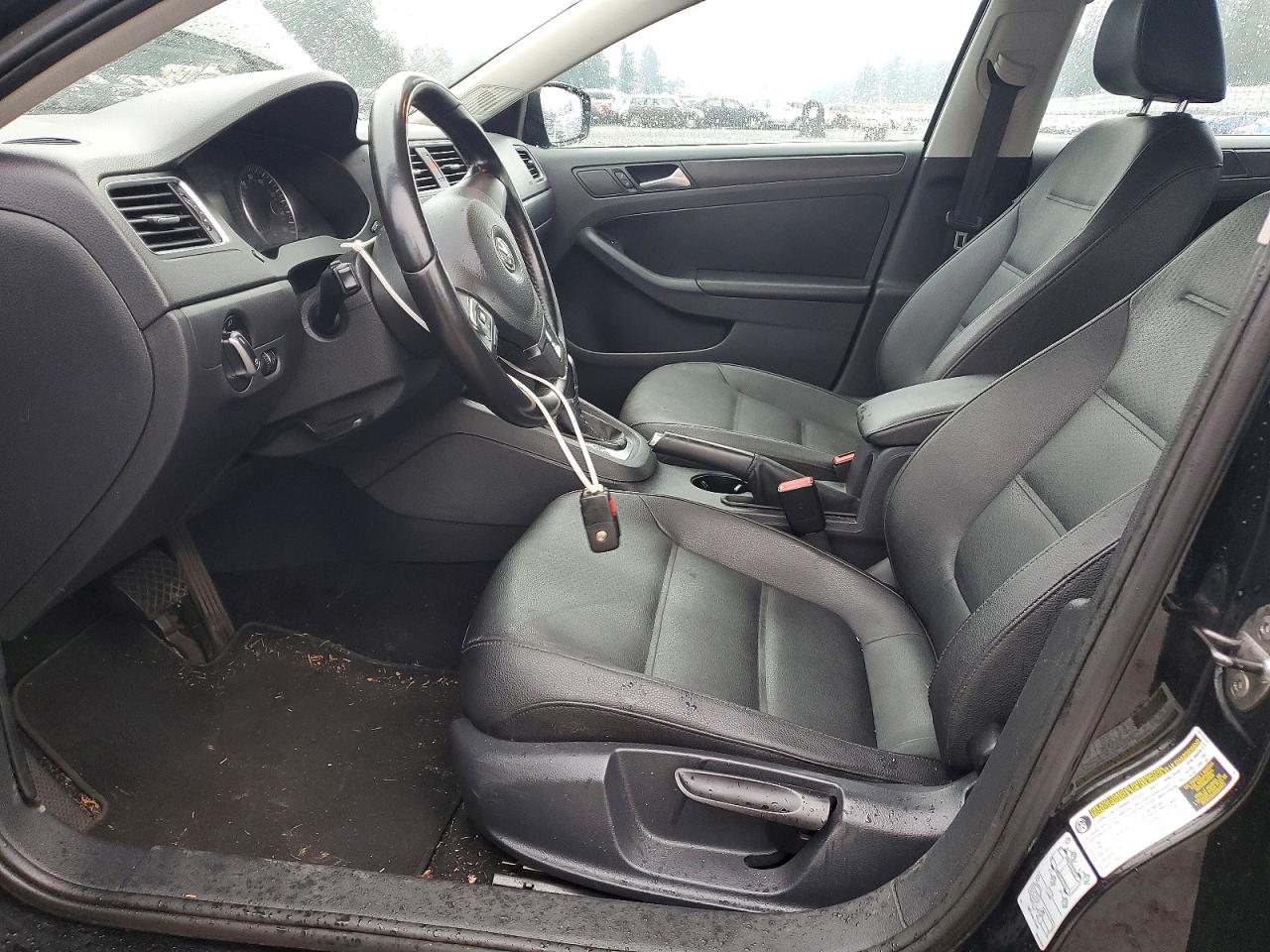 2012 VOLKSWAGEN JETTA SE photo 7