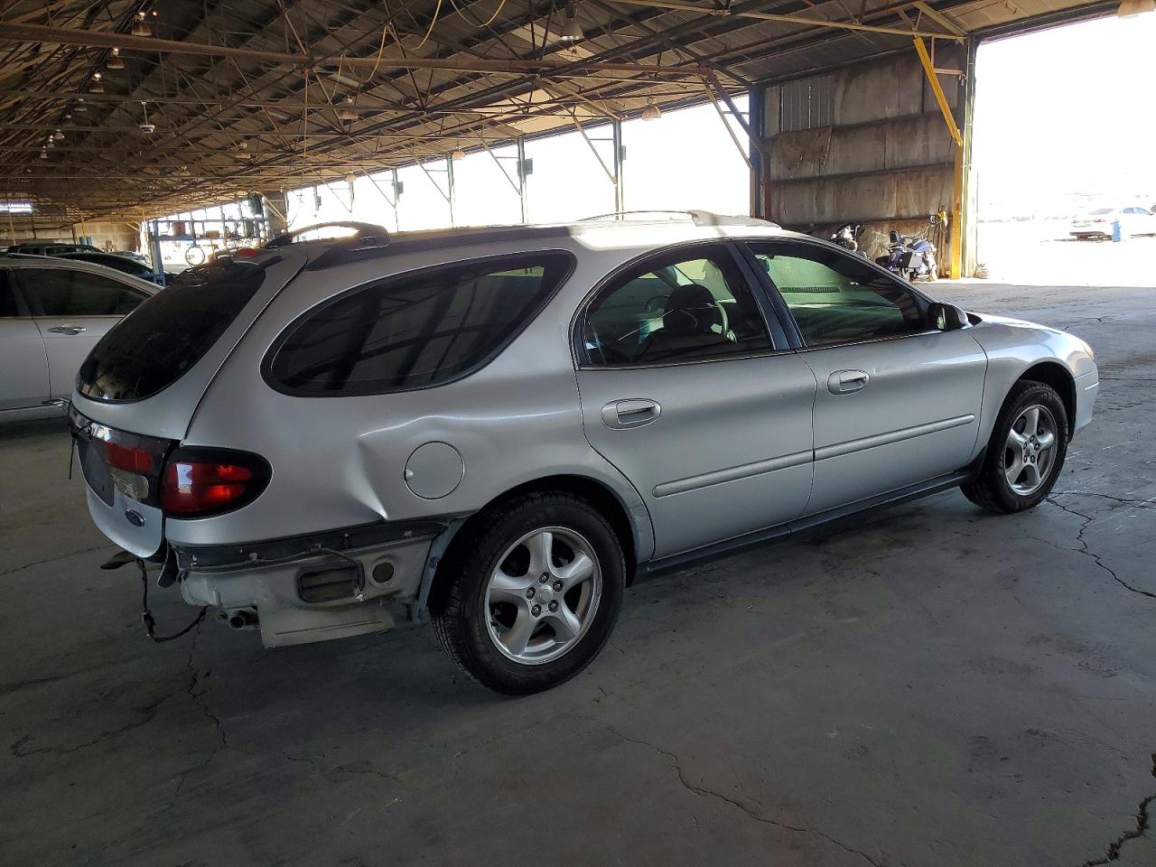 2003 FORD TAURUS SE photo 3