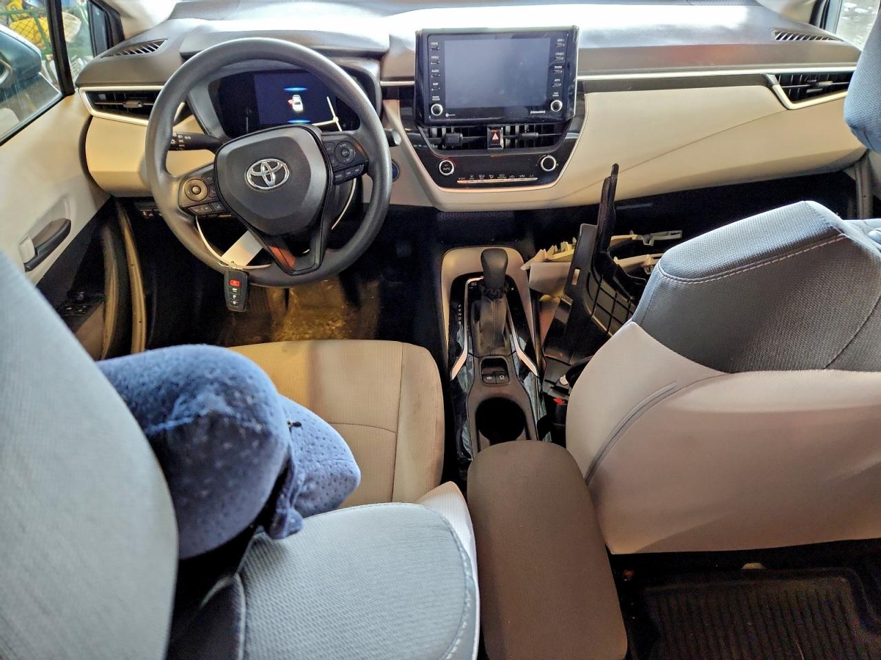 2022 TOYOTA COROLLA LE photo 8