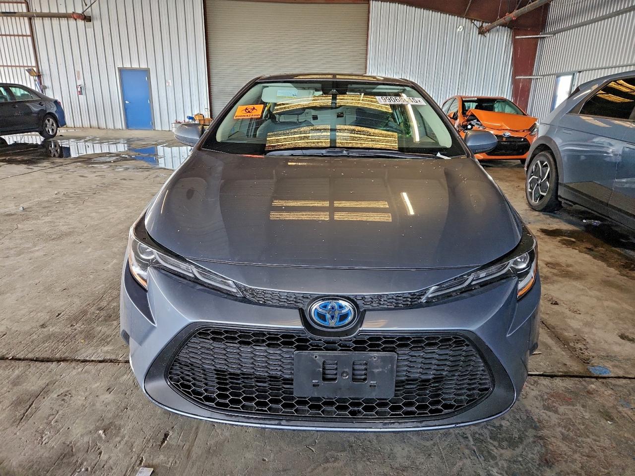 2022 TOYOTA COROLLA LE photo 5