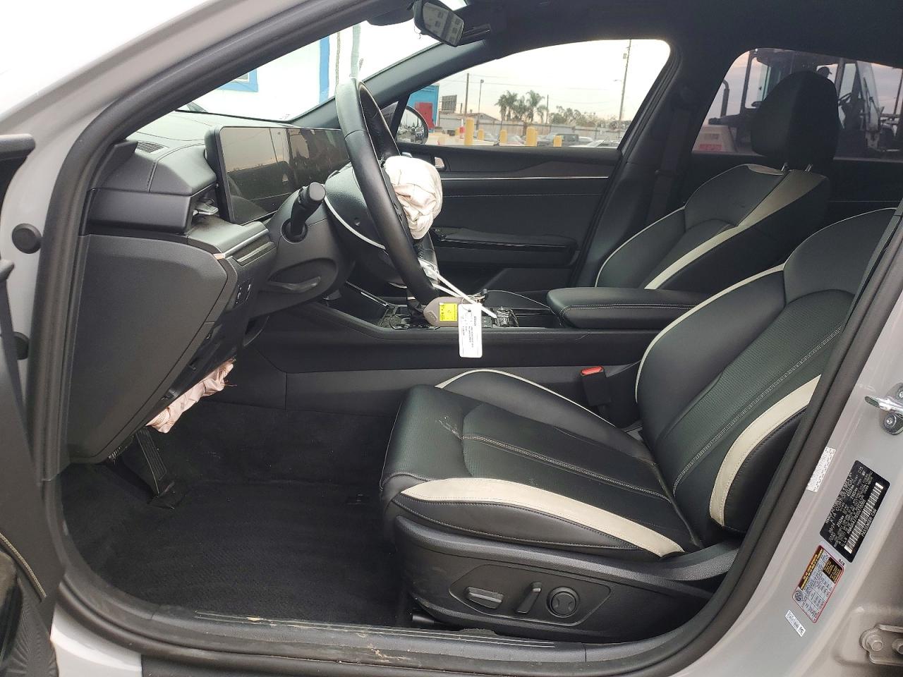2025 KIA K5 GT LINE photo 7