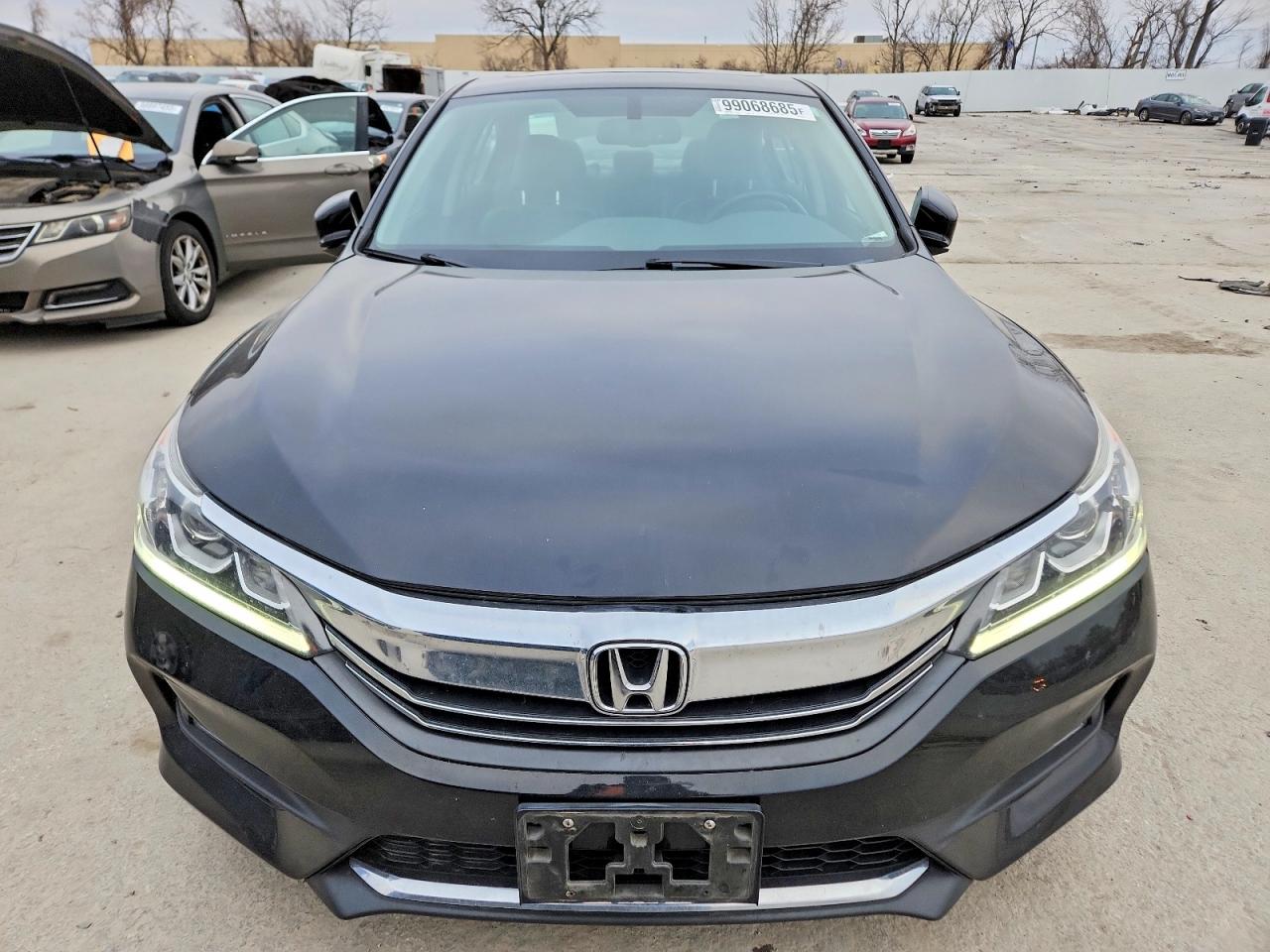 2017 HONDA ACCORD EXL photo 5