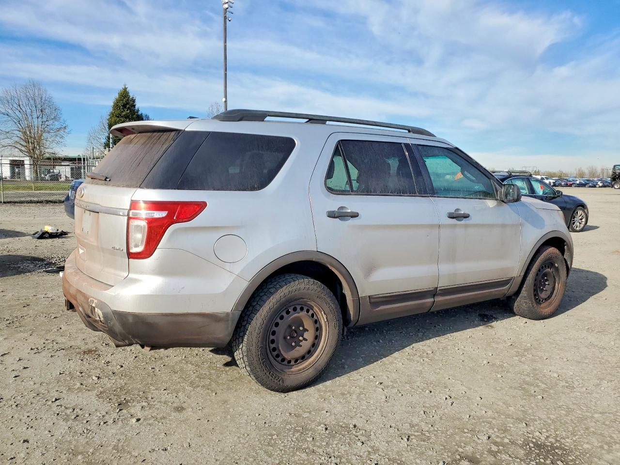2011 FORD EXPLORER photo 3