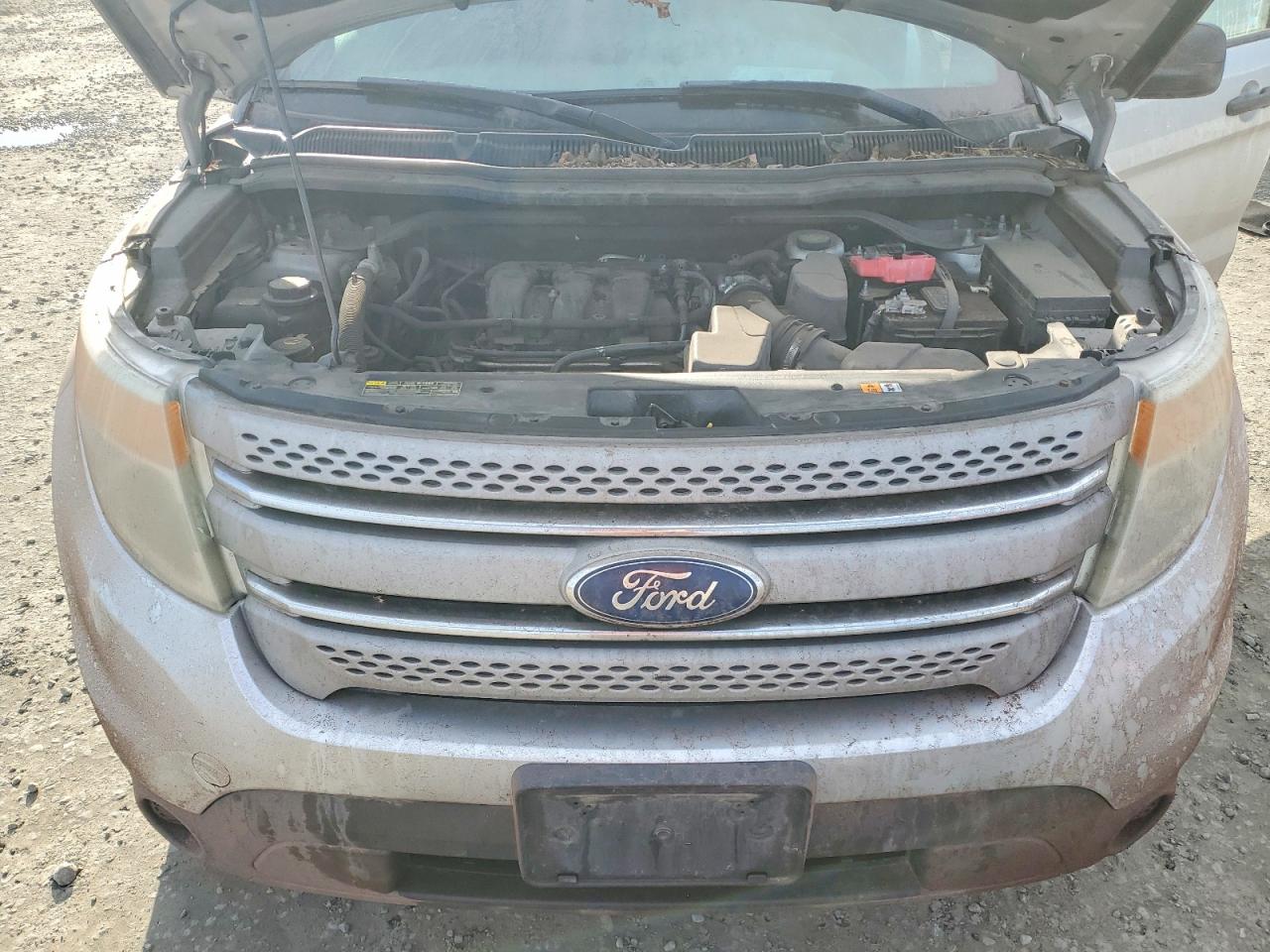 2011 FORD EXPLORER photo 12