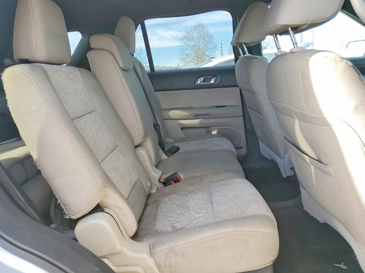 2011 FORD EXPLORER photo 11