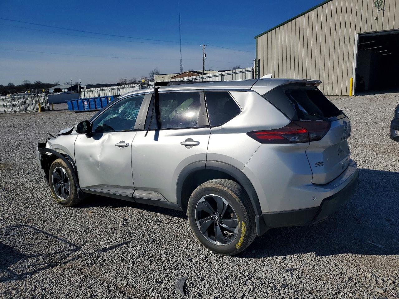 2025 NISSAN ROGUE SV photo 3